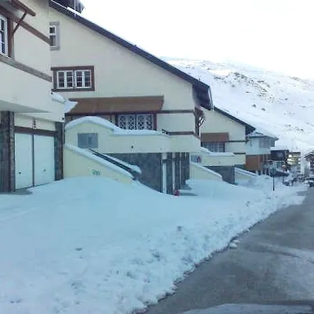 Hotel Residencial Tuyas 2*