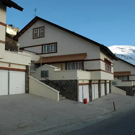 Residencial Tuyas Hotel Sierra Nevada